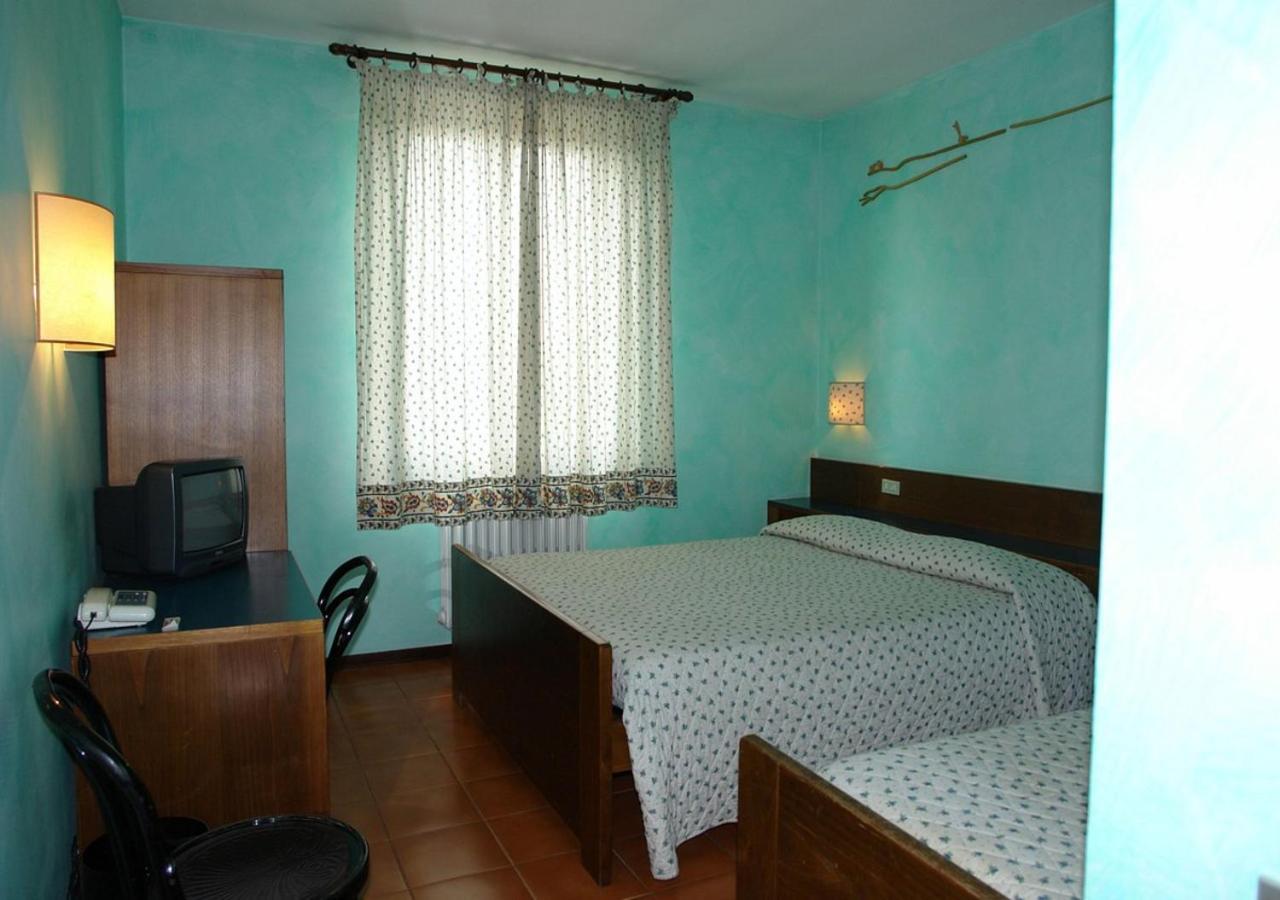 Hotel La Nuova Pergoletta Orvieto Extérieur photo