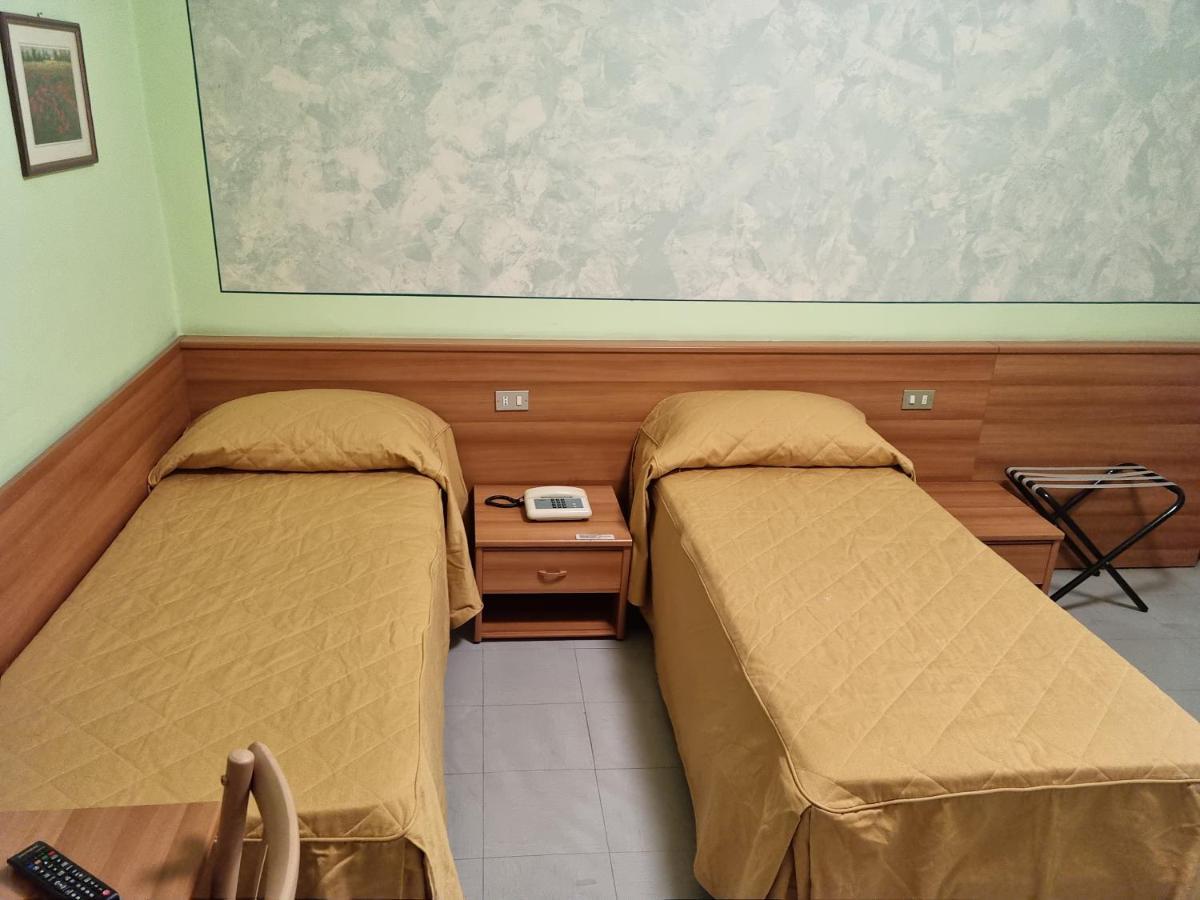 Hotel La Nuova Pergoletta Orvieto Extérieur photo